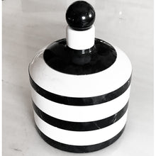 Load image into Gallery viewer, Amaya Jar