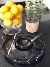 Load image into Gallery viewer, round marble black ring platter