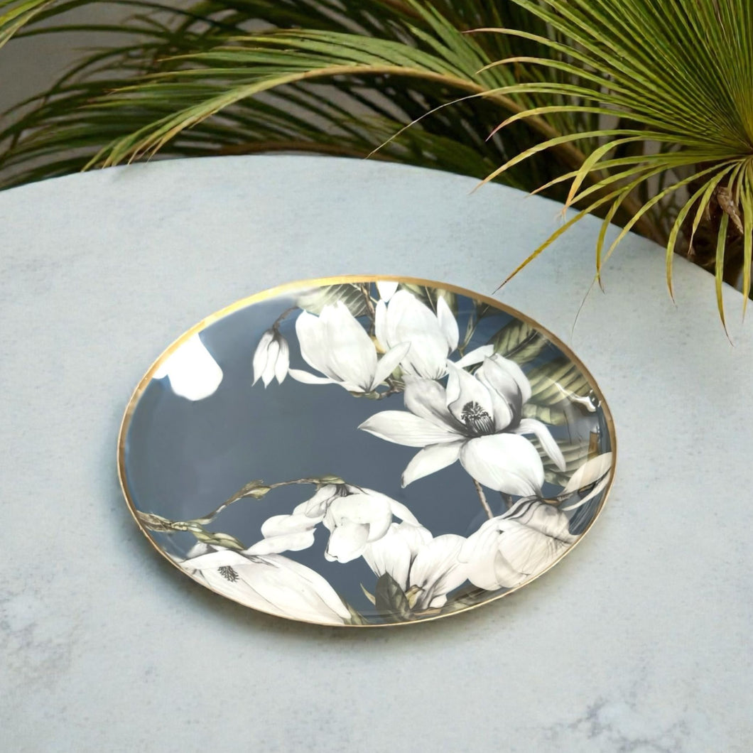 Cassina Round Tray with elegant white magnolia design, perfect for serving or décor.