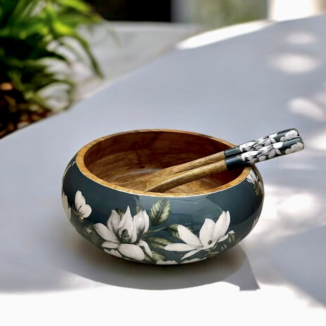 Cassina Salad Bowl with white magnolia design, ideal for serving salads or everyday meals.